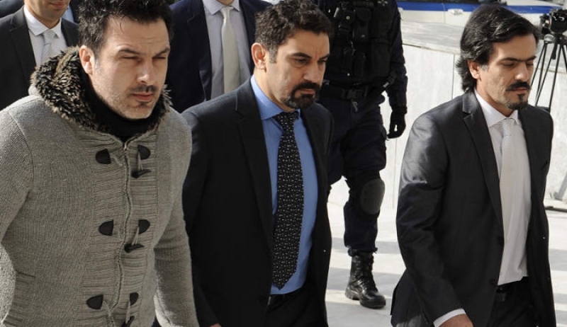 Οι προκλήσεις της Άγκυρας και οι αποκαλύψεις Τσαβούσογλου για τους 8 Τούρκους αξιωματικούς