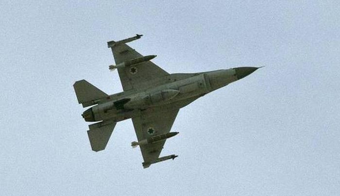 Συντριβή μαχητικού F-16 στη Αριζόνα - Αγνοείται ο πιλότος