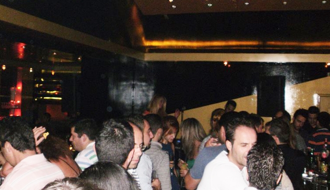 Θεσσαλονίκη: 19 τραυματίες σε νυχτερινό κέντρο από πτώση ψευδοροφής