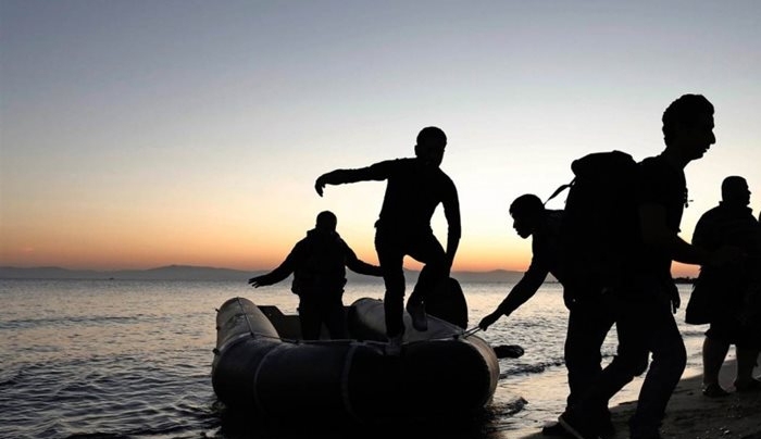 Με το βλέμμα στο Αιγαίο έσπρωξαν στην Ελλάδα 500.000 πρόσφυγες