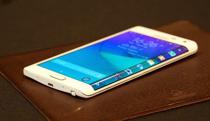 Ετοιμάζει η Samsung δικό της ψηφιακό πορτοφόλι σε απάντηση του Apple Pay;