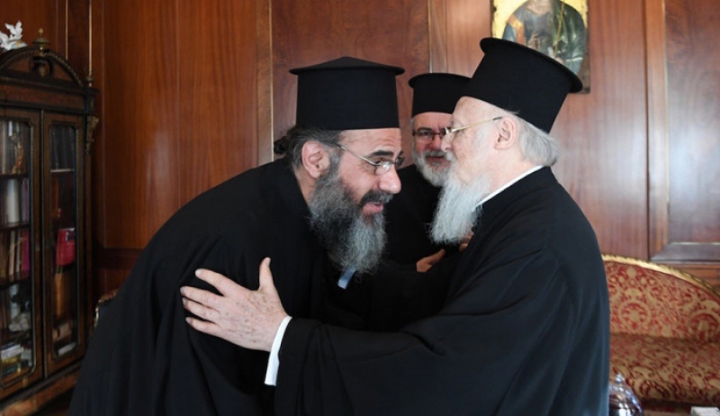 Το Μικρό και Μεγάλο Μήνυμα του εψηφισμένου Μητροπολίτη Σύμης ενώπιον του Οικουμενικού Πατριάρχου