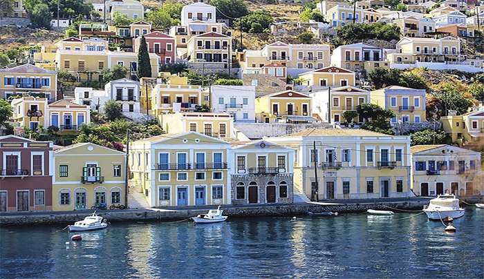 “Καυτό” καλοκαίρι για τα ακριτικά νησιά – Πληρότητα που αγγίζει το 100% σε Χάλκη και Σύμη