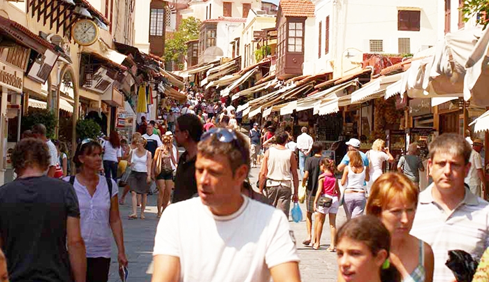 Ρεκόρ τουριστών στην Ελλάδα το δίμηνο Σεπτεμβρίου – Οκτωβρίου