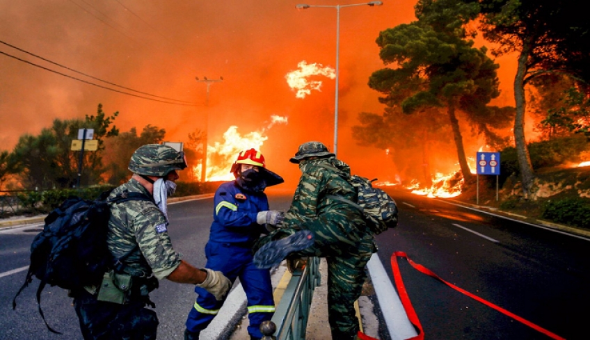 63 πυρκαγιές σε ένα 24ωρο – Μάχη με τις φλόγες στον ‘Αγιο Νικόλαο Κρήτης