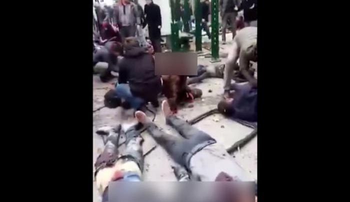 Τουρκία: Φρίκη! Διαμελισμένα πτώματα στο δρόμο μετά την έκρηξη λεωφορείου (βίντεο)