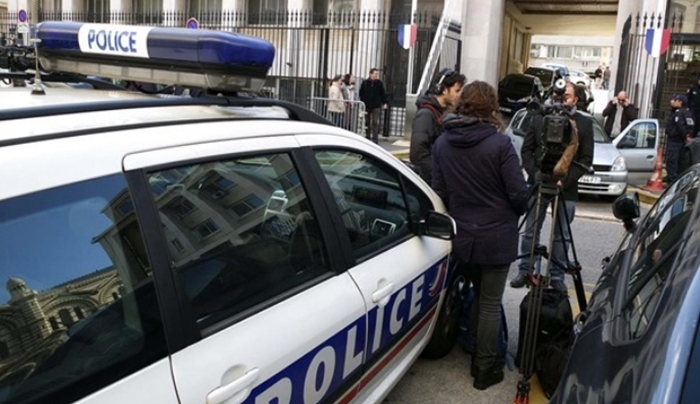 Λουτρό αίματος: 12 νεκροί από πυροβολισμούς στα γραφεία της εφημερίδας Charlie Hebdo