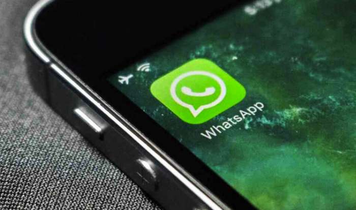 «Έπεσε» το Whatsapp