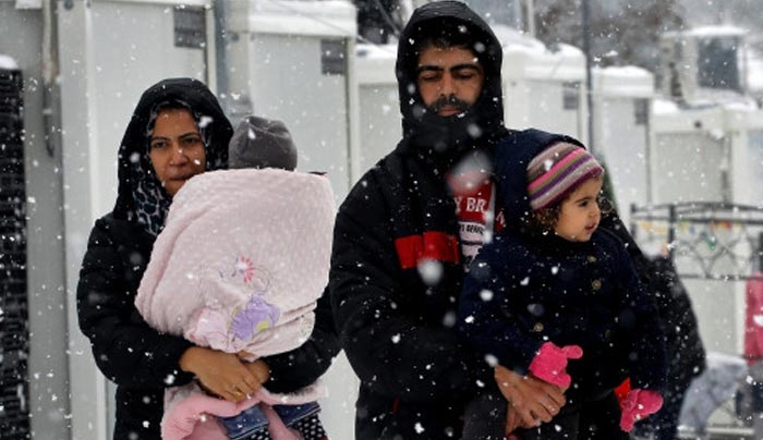 Ύπουλο χτύπημα από Βερολίνο: Αρχίζει επαναπροωθήσεις προσφύγων στην Ελλάδα