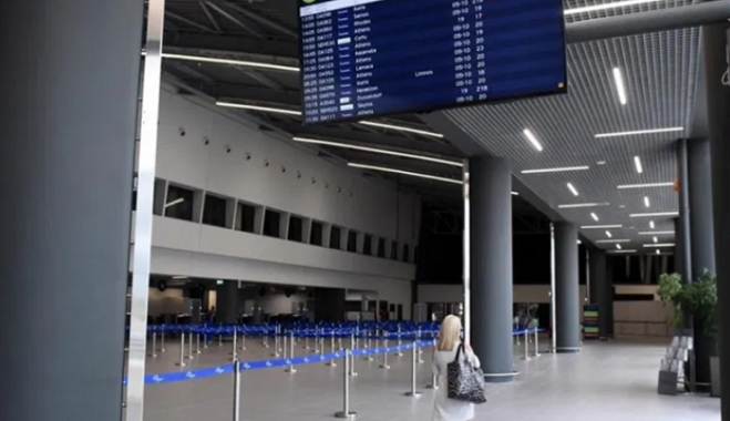 Στην πορτοκαλί λίστα της Βρετανίας η Ελλάδα – Τι σημαίνει
