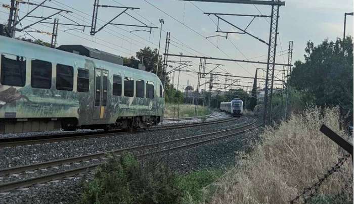 Λάρισα: Αναστάτωση με δύο τρένα που κινούνταν στην ίδια γραμμή - Η εξήγηση