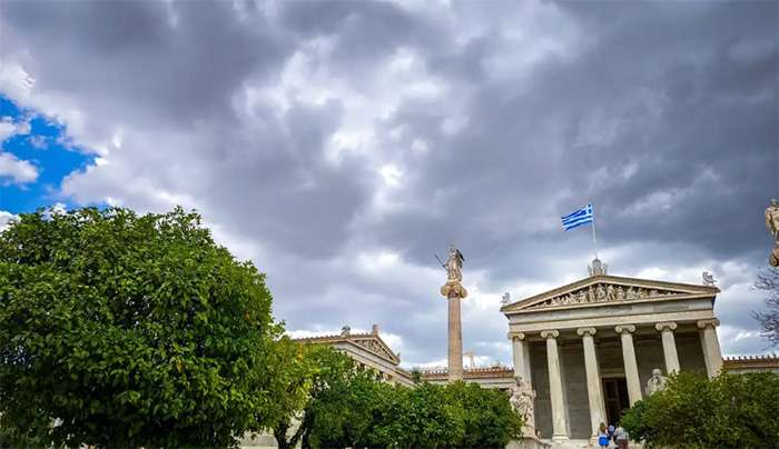 Καιρός σήμερα: Μικρή πτώση της θερμοκρασίας – Βροχές σε Αττική, Θεσσαλονίκη, Ιόνιο και ηπειρωτικά
