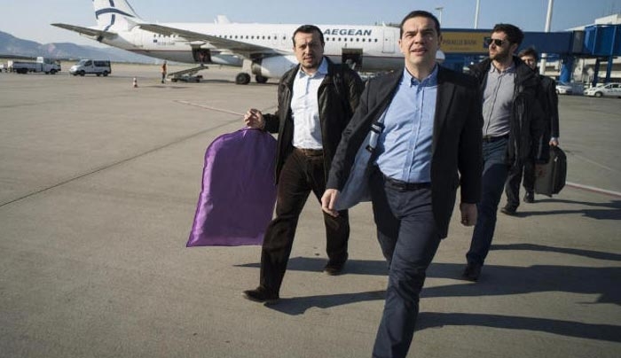Ο Ομπάμα ζητά επίσημα ελάφρυνση του ελληνικού χρέους