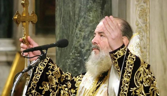 Χριστόδουλος: "Υπερασπιστείτε τα ιερά και τα όσια του λαού μας" - Σαν σήμερα