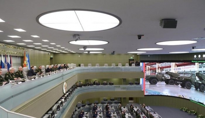 Την κινηματογραφική ταινία Matrix θυμίζει η «αίθουσα πολέμου» του Πούτιν-ΒΙΝΤΕΟ