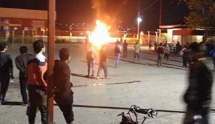 Νύχτα έντασης στο Ωραιόκαστρο - Οδηγός παρέσυρε και σκότωσε δύο πρόσφυγες-ΒΙΝΤΕΟ