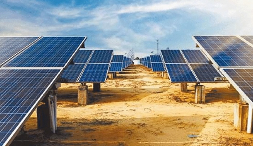 Η Ελλάδα γεμίζει ηλιακά πάρκα- Έρχονται επενδύσεις 2 δισ.