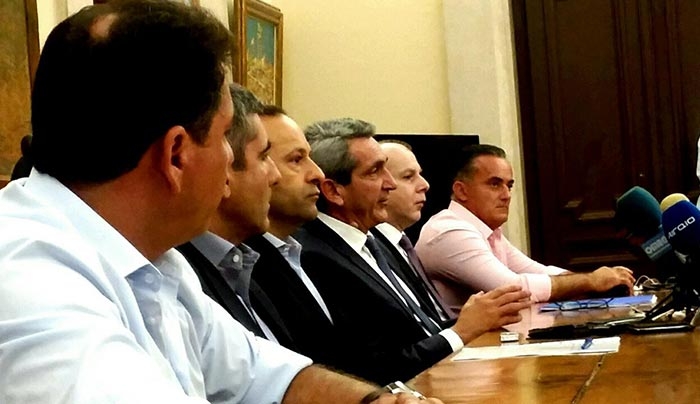 Κοινή συνέντευξη Τύπου στην Περιφέρεια για την κατάργηση των μειωμένων συντελεστών ΦΠΑ σε πέντε νησιά του Νοτίου Αιγαίου