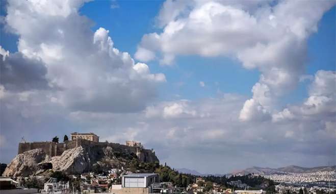 Καιρός σήμερα: Ανεβαίνει η θερμοκρασία και μειώνονται οι βροχές – Αναλυτική πρόγνωση