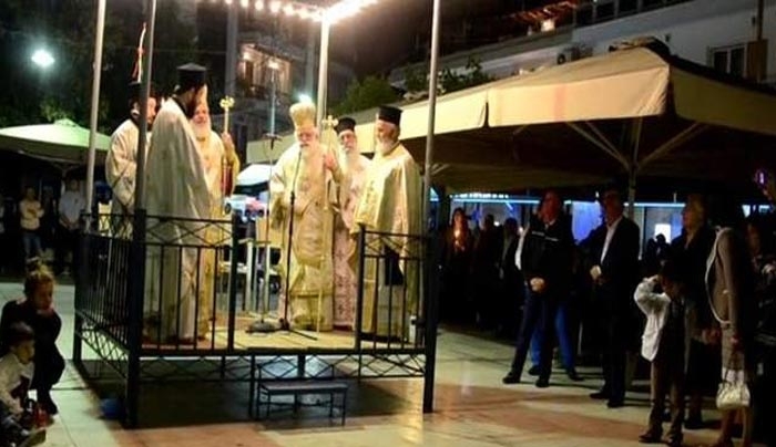 Κήρυγμα μίσους από τον Μητροπολίτη Καλαβρύτων: Να σαπίσει το χέρι του Φίλη-Να τρυπήσει το στομάχι των άθεων [βίντεο]