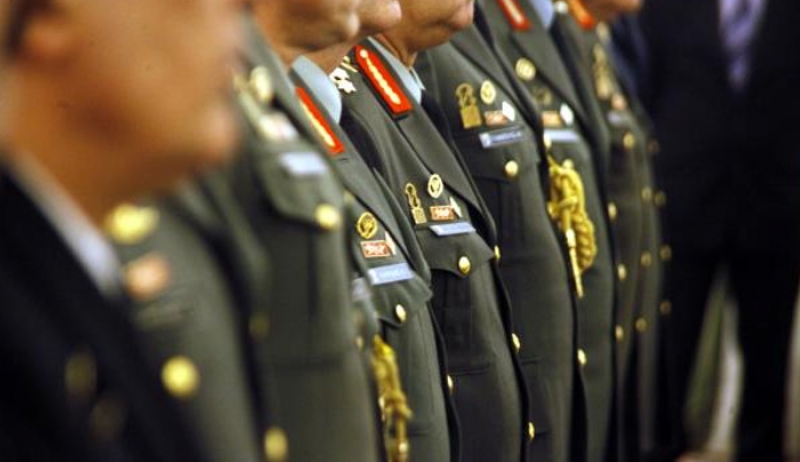 Εγκύκλιος για τη μάχιμη πενταετία: Διπλάσιος χρόνος υπηρεσίας πολιτικών και στρατιωτικών υπαλλήλων