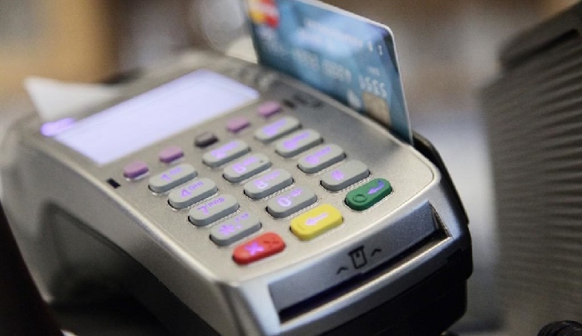 Νέα απάτη με τα POS – Πώς μπορούμε να προστατευτούμε (βίντεο)