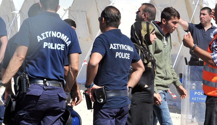 Ελέγχονται για παράνομη διακίνηση μεταναστών στα Δωδεκάνησα από τις αρμόδιες αρχές