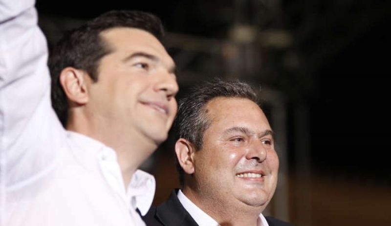 Τσίπρας-Καμμένος «αγκαλιά» έως τον Μάρτιο