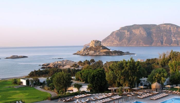 Εκδόθηκαν οι άδειες για 2 νέα ξενοδοχεία 5 αστέρων σε Κω και Σαντορίνη
