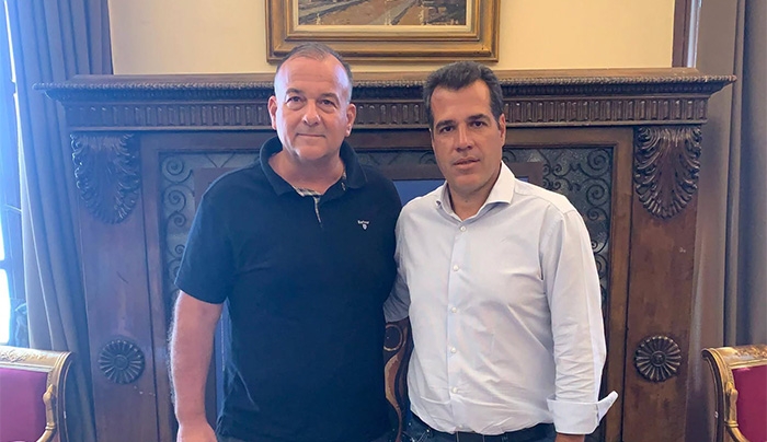 Συνάντηση Ιωάννη Παππά και Θάνου Πλεύρη για τη στήριξη των τοπικών κοινωνιών και τη διαχείριση του μεταναστευτικού