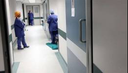 Νοσηλεύτρια πέθανε εν ώρα υπηρεσίας στο Νοσοκομείο Ναυπλίου - Η ένταση με συγγενείς τραυματιών